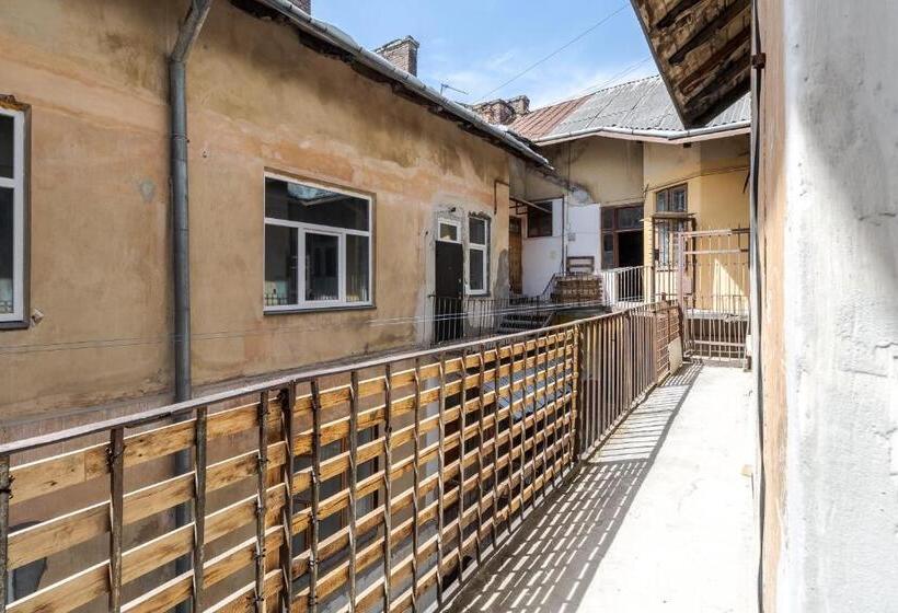 آپارتمان 1 خوابه, Bandera Hostel