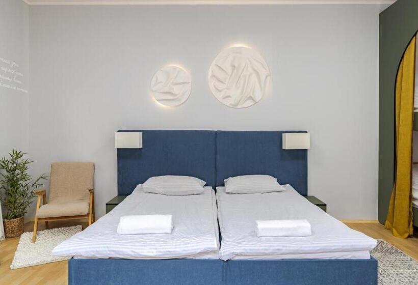 آپارتمان 1 خوابه, Bandera Hostel