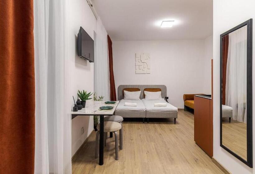 آپارتمان سوپریور 1 خوابه, Bandera Hostel