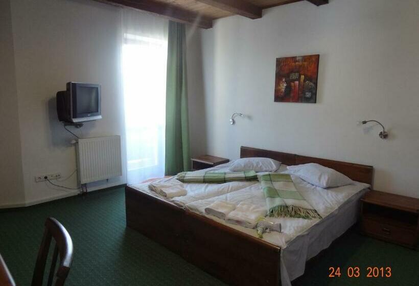 سوییت جونیور, Alpenhof Pansion