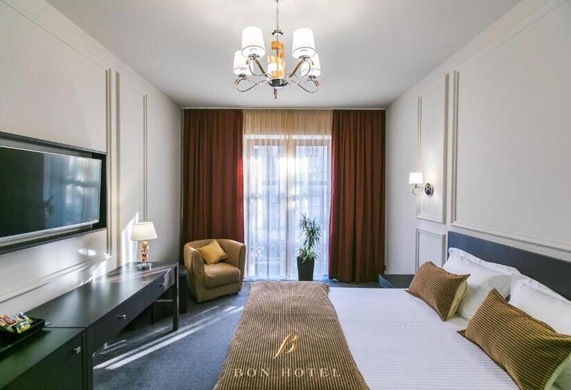 اتاق استاندارد, Bon