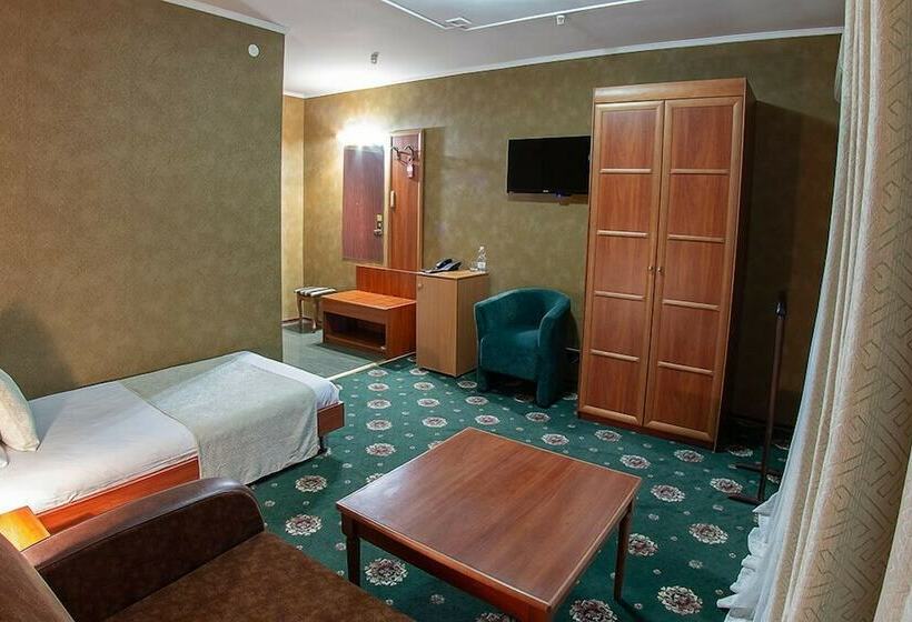 اتاق استاندارد یک نفره, Britaniya