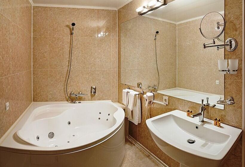 سوییت, Britaniya