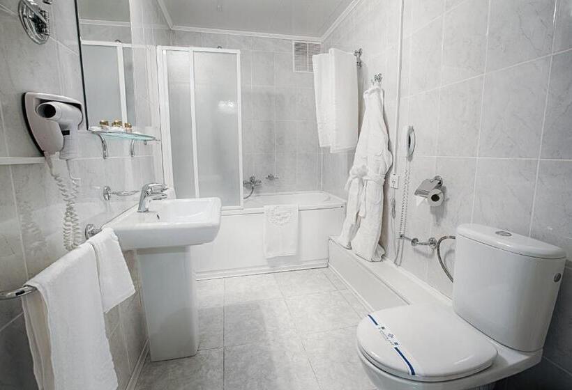 اتاق استاندارد, Britaniya