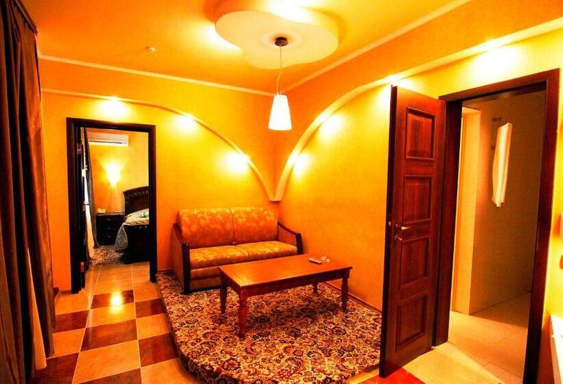 سوییت, Britaniya