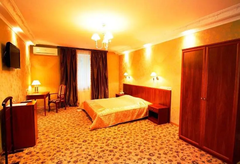 Deluxe-huone, Britaniya