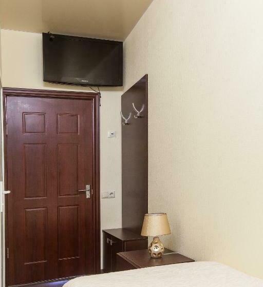 اتاق استاندارد, Cristal