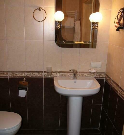 اتاق استاندارد, Dykyi Med