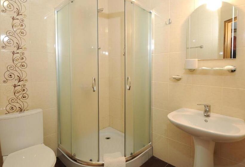 سوییت جونیور راحتی, Dykyi Med