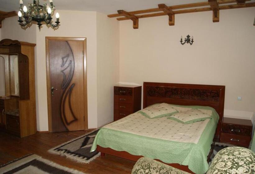 سوییت جونیور راحتی, Dykyi Med