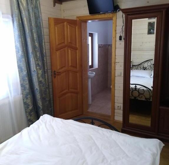 اتاق عادی, Dykyi Med