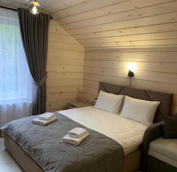 کلبه ییلاقی, Dykyi Med