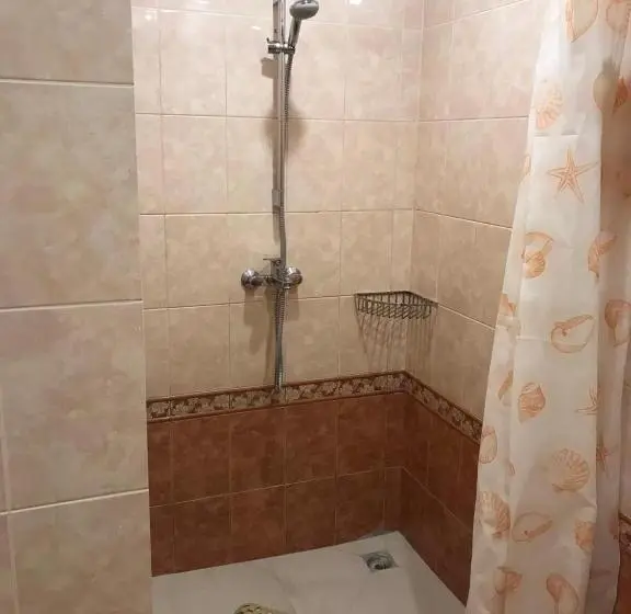 اتاق راحتی, Enrico