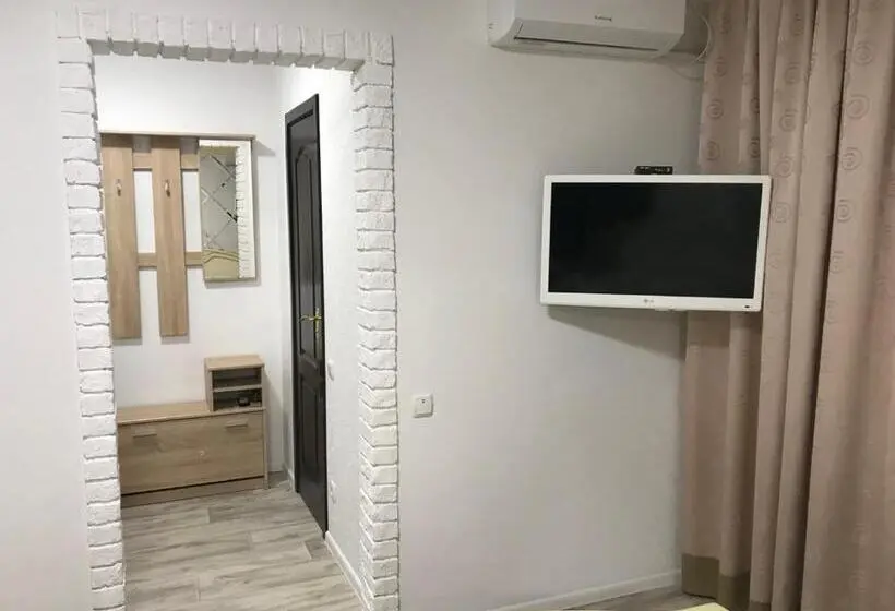 اتاق راحتی, Enrico