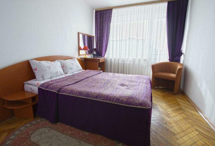 Habitación Estàndard Individual, Hetman