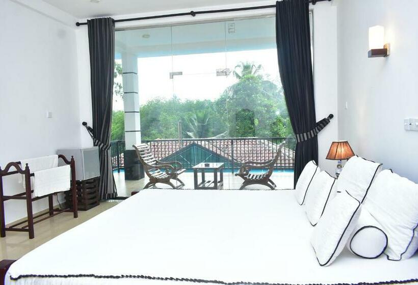 디럭스 룸, Minuri Villa