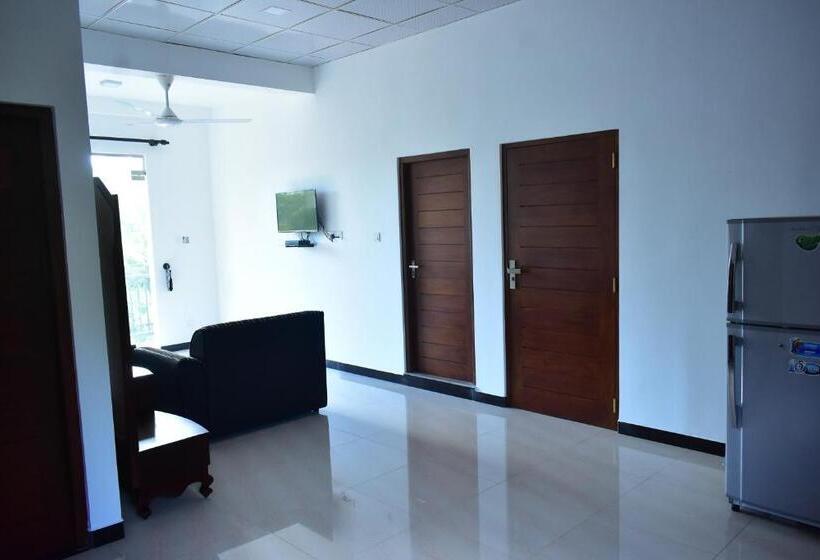 침실 1개 디럭스 아파트, Minuri Villa