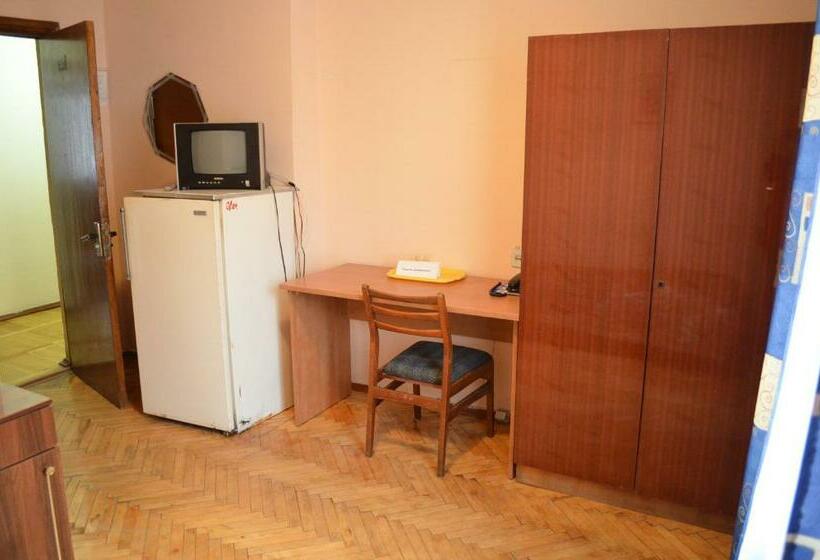 اتاق اکونومی یک تخته, Predslava