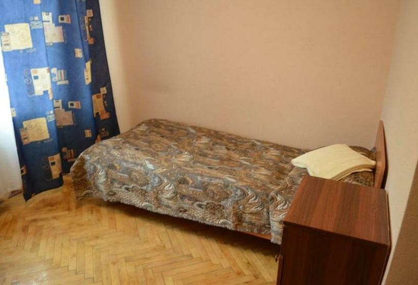 اتاق اکونومی یک تخته, Predslava