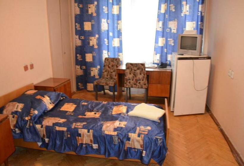 اتاق اکونومی, Predslava