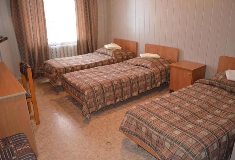 Economy Triple Room, Predslava