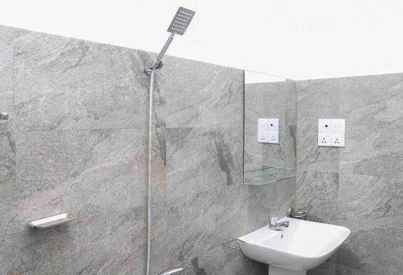 Deluxe Room King Size Bed, Tinara River Inn, Weligama