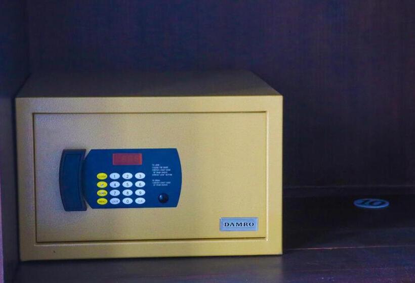 Family Room, Tinara River Inn, Weligama