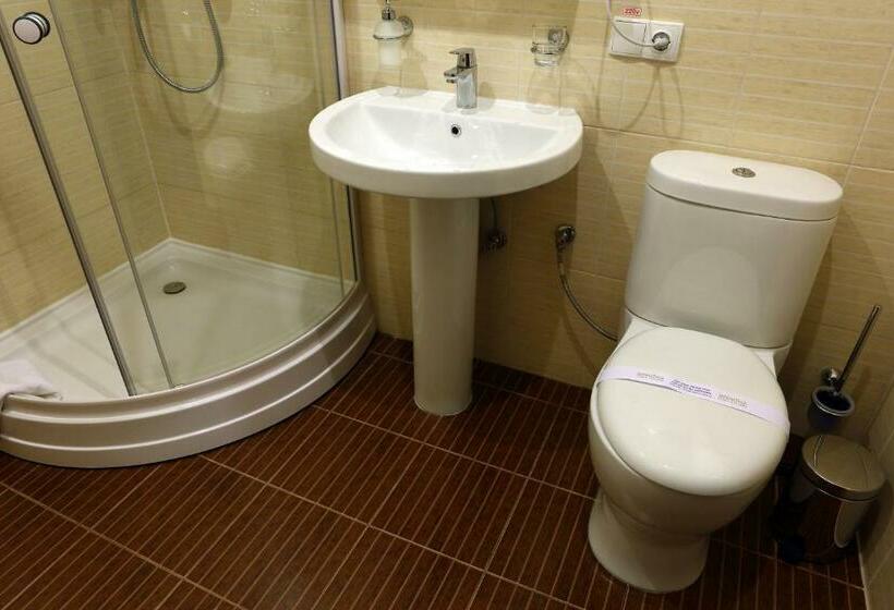 标准间, Ukraine Rivne