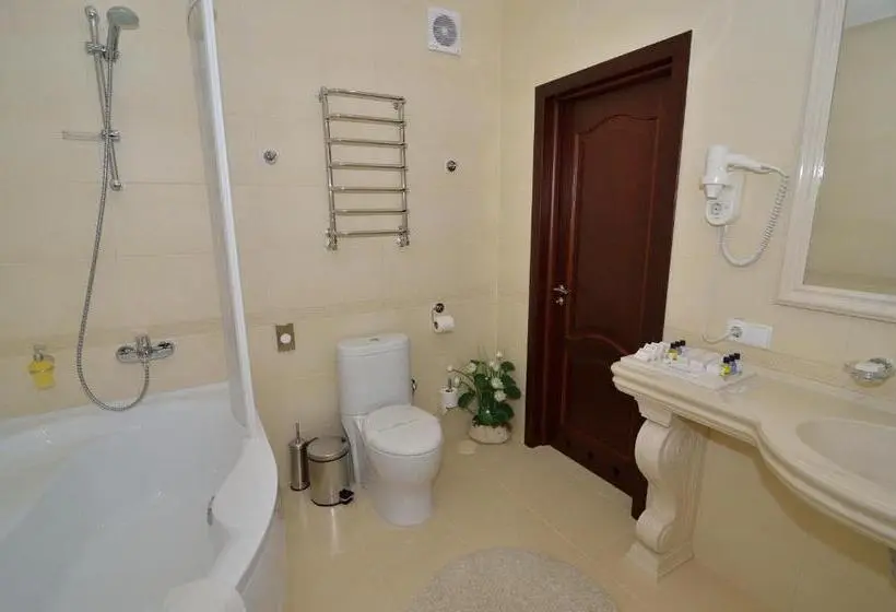 Suite Comfort, Ukraine Rivne