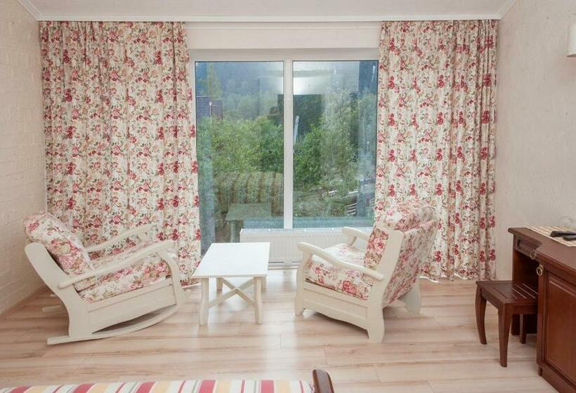 اتاق لوکس, Villa Provans