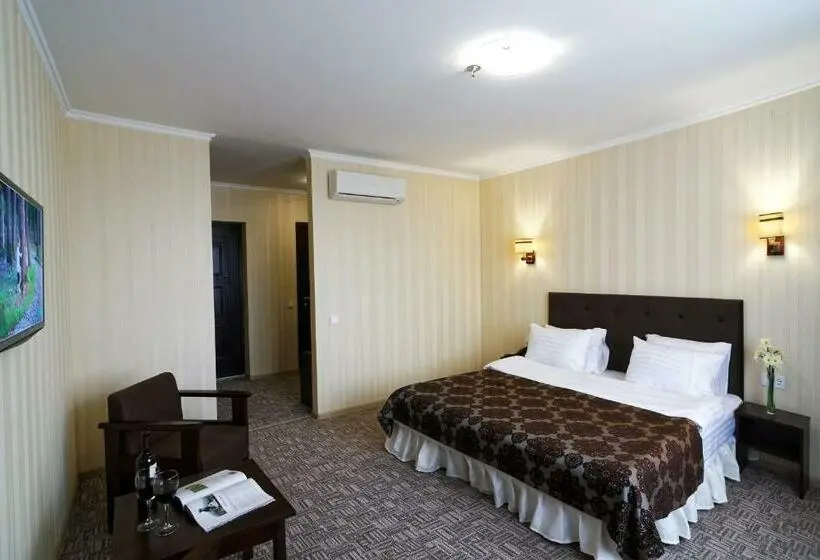 اتاق کلاسیک, Lisova Pisnia Resort