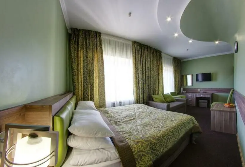 Juniorsviitti, Resort Hotel Karpaty