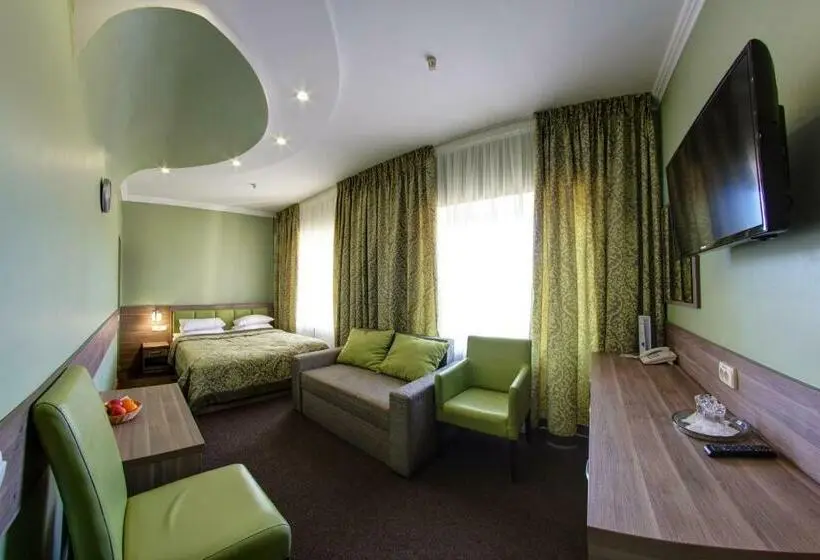Juniorsviitti, Resort Hotel Karpaty