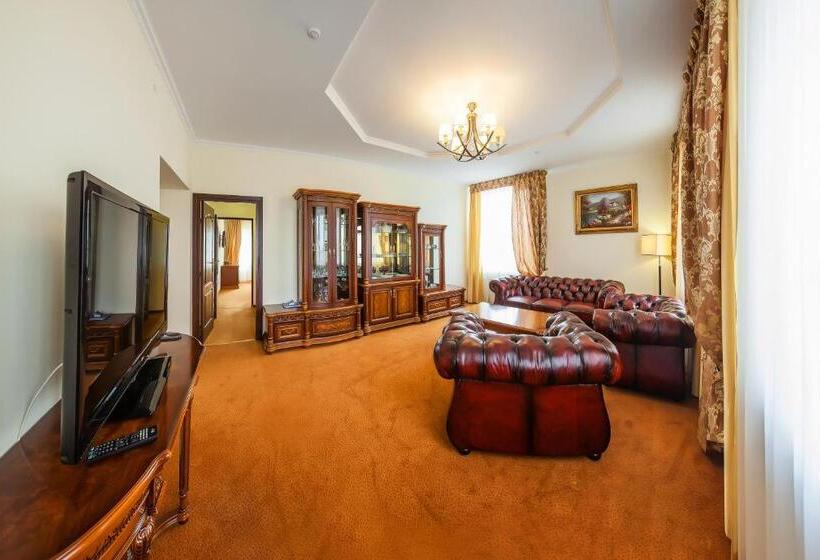 شقة غرفة واحدة, Resort Hotel Karpaty