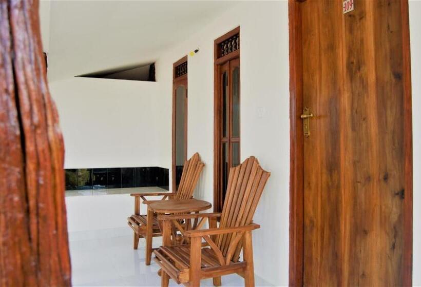 חדר משפחתי נוף לגינה, Shim Beach Resort
