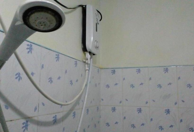 デラックスファミリールーム, Tree Cool Resort