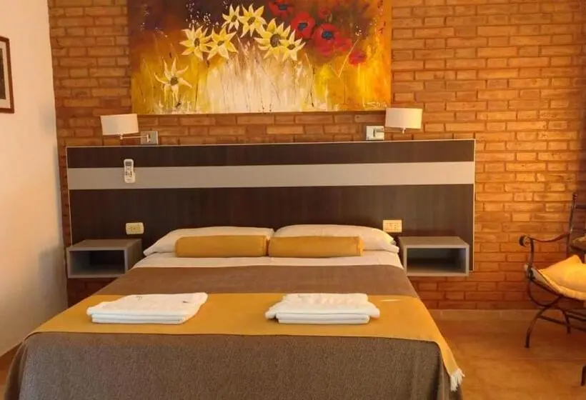 Standard Kolmen Hengen Huone, Balcón Del Río, Hotel De Campo Y Cabañas