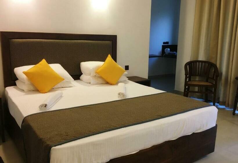 스탠다드 룸 킹사이즈 침대, Dambulla Rock Arch