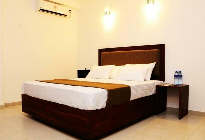 스탠다드 룸 킹사이즈 침대, Dambulla Rock Arch