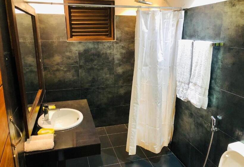 스탠다드 룸 킹사이즈 침대, Dambulla Rock Arch