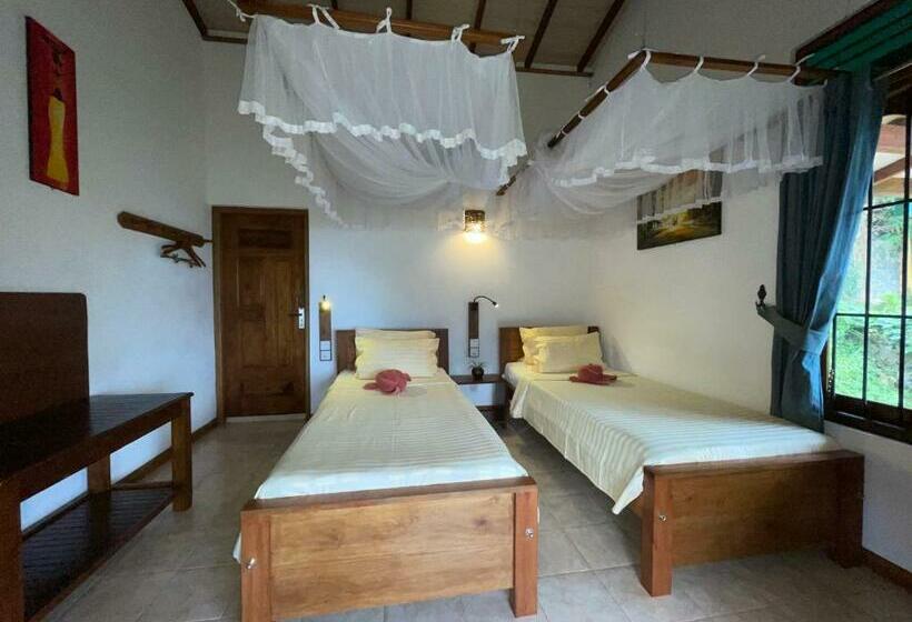 マウンテンビュースタンダードルーム, Zion View Ella Green Retreat