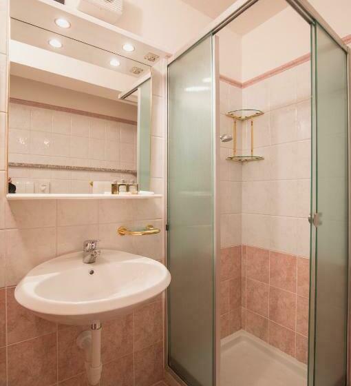 غرفة قياسية فردية, Centrale