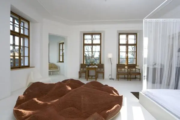デラックススイート, Chateau Třebešice