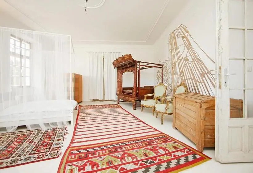 デラックススイート, Chateau Třebešice