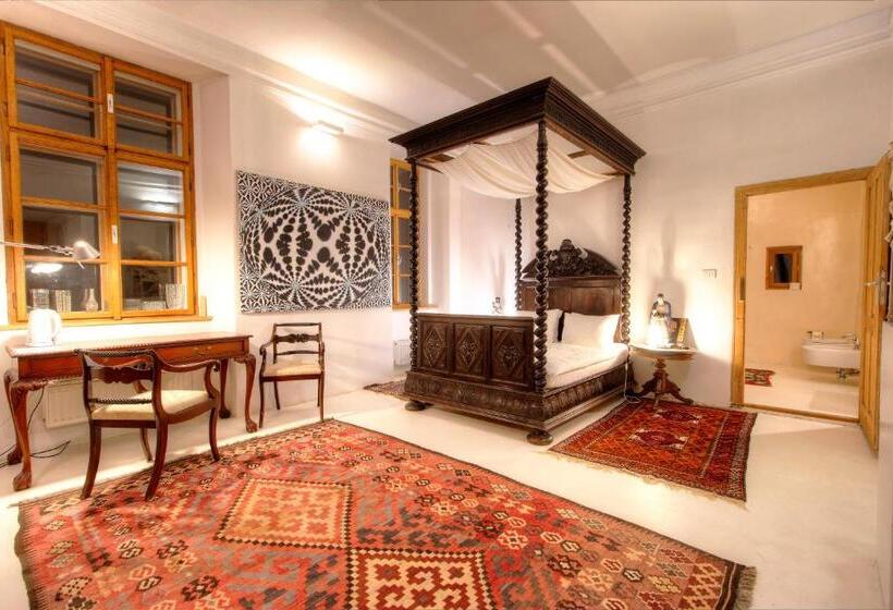 Номер Deluxe, Chateau Třebešice