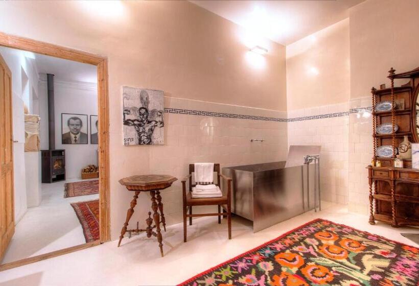 חדר דלוקס, Chateau Třebešice