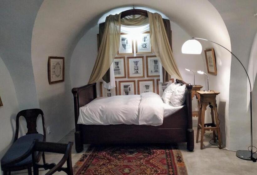Номер Economy, Chateau Třebešice