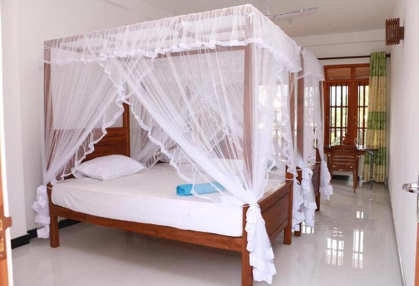 Economy Zimmer, Dilara Resort Mirissa