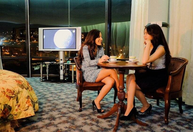 آپارتمان 2 خوابه, Eden by Bluebay