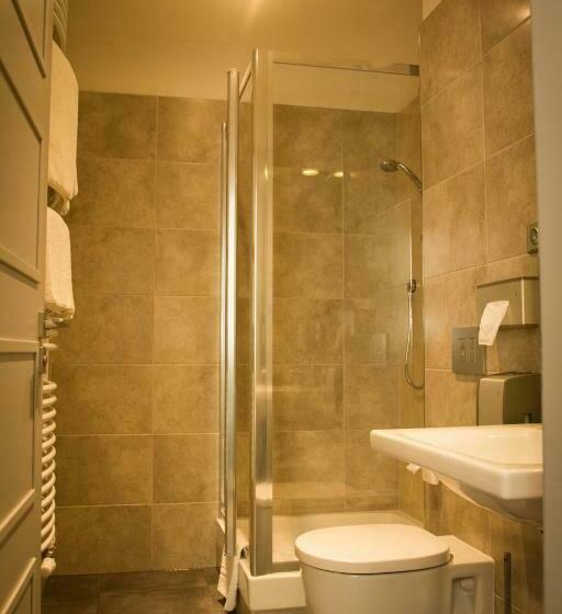 חדר סטנדרט, Freud